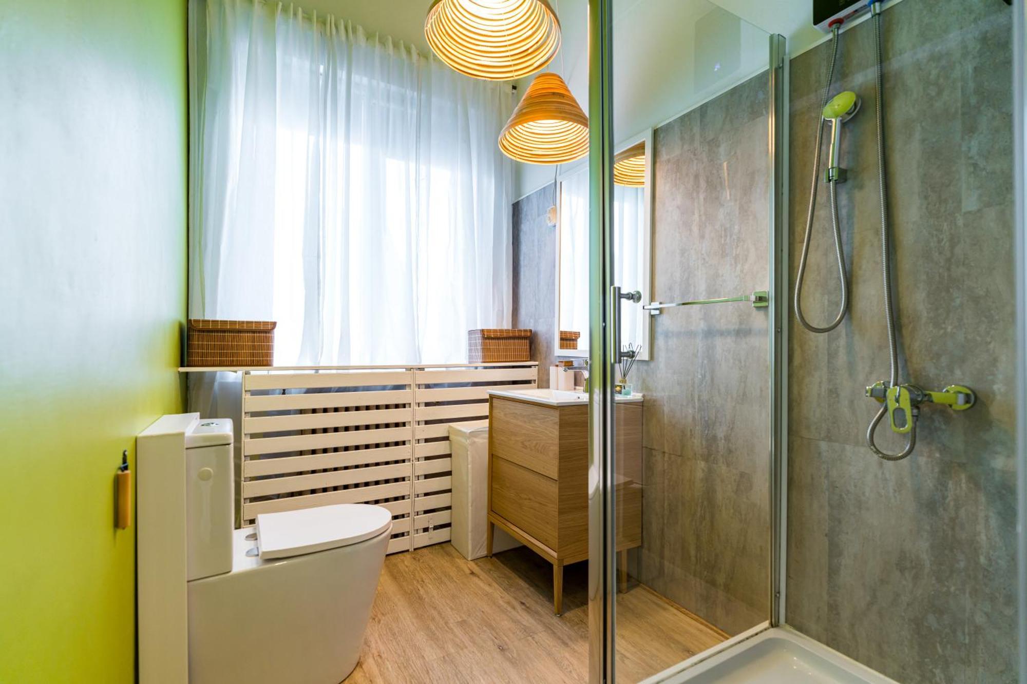 New High Ceilings - Cozy - Athenee Palace Apartament