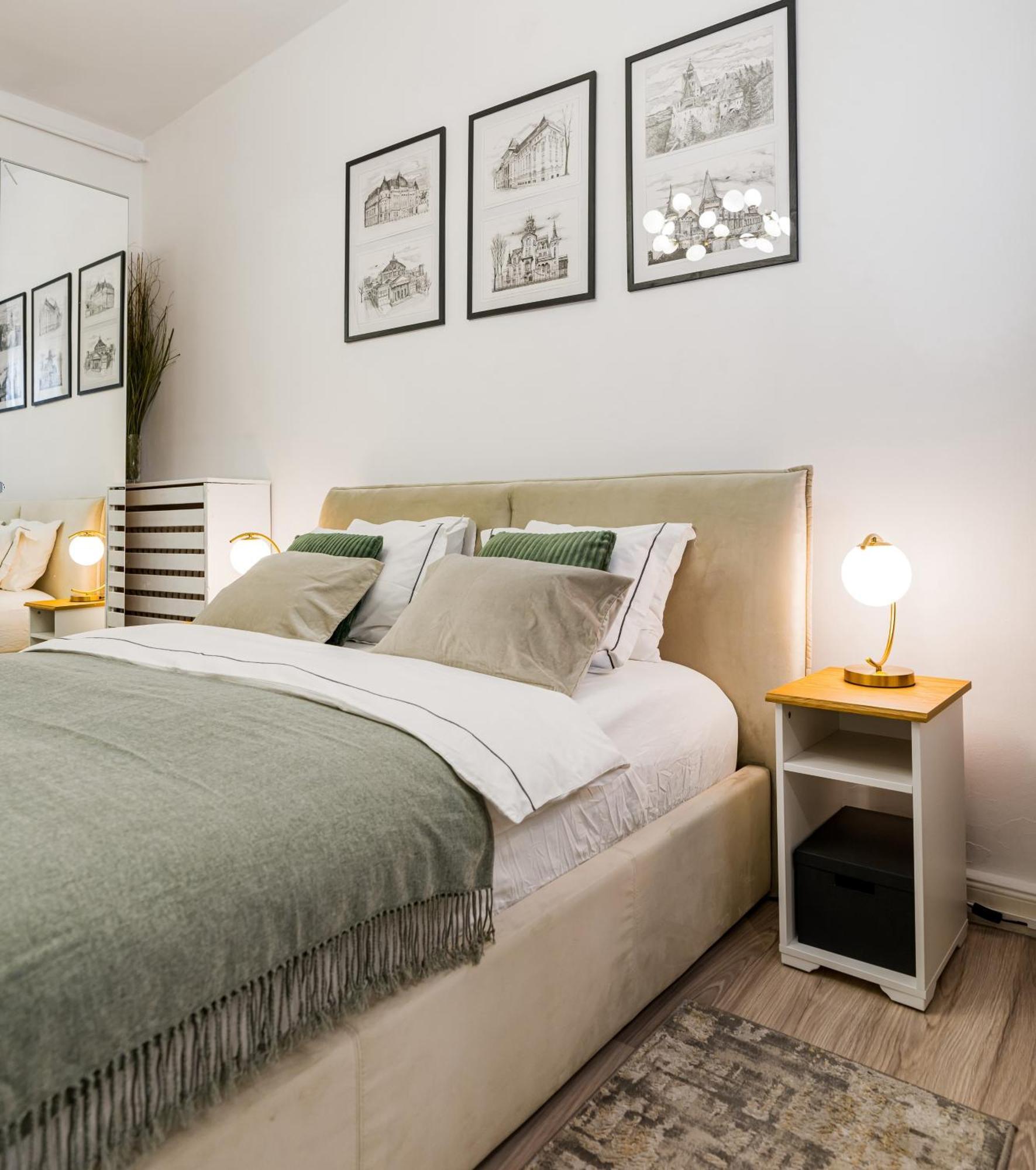 Apartament New High Ceilings - Cozy - Athenee Palace *